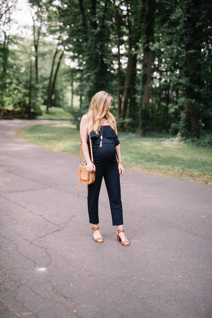Maternity Jumpsuits (& NON maternity) That'll Surely Win You Over // Maternity Style in a jumpsuit thats cute and comfortable!