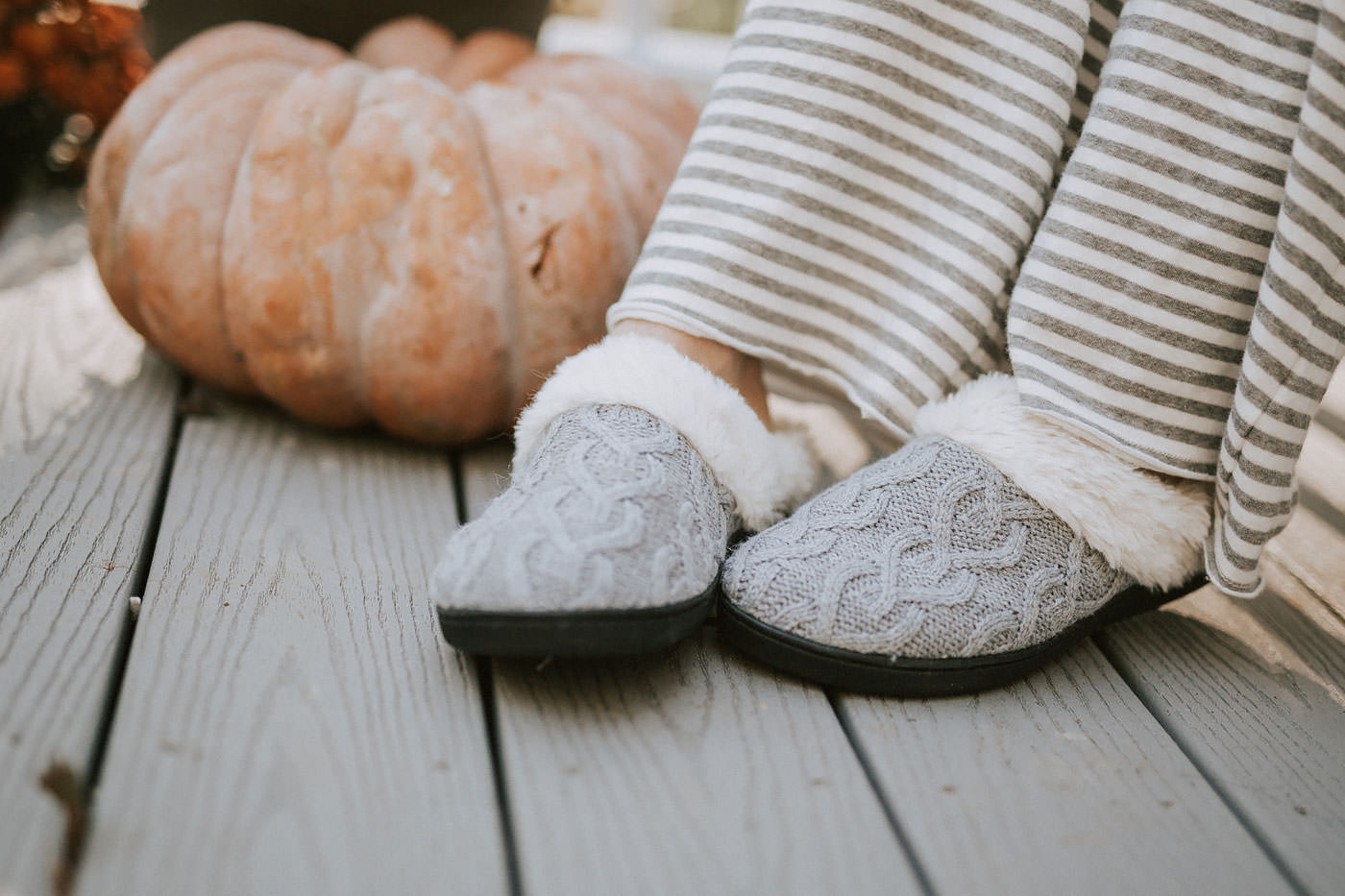 Motherhood blogger, Lynzy & Co. talks about how she started blogging.