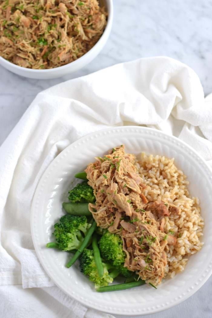 Slow Cooker Honey Mustard Chicken // Slow Cooker Recipes