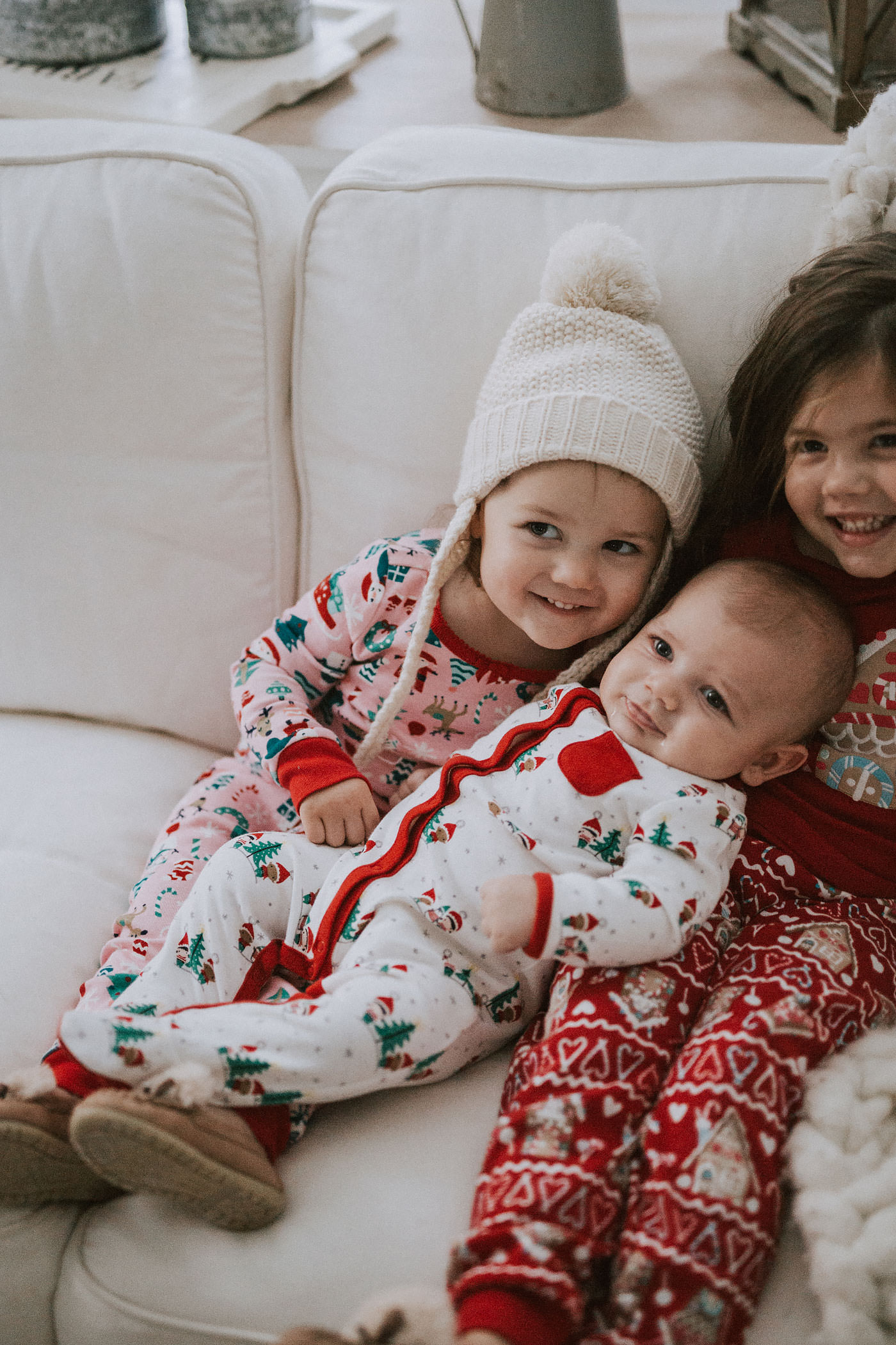 Motherhood blogger, Lynzy & Co. talks about holiday traditions with her family with Christmas Pajamas from Gymboree!