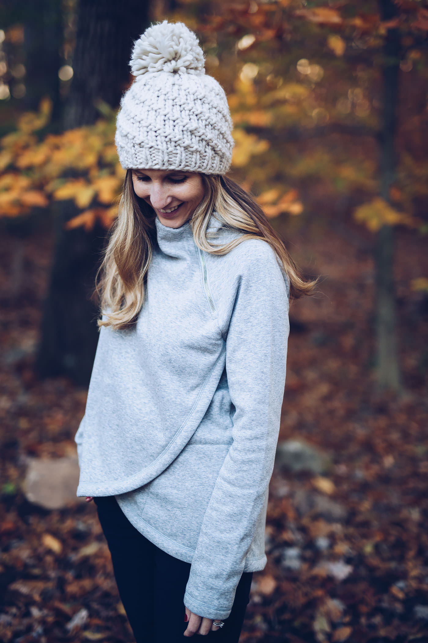 Motherhood blogger, Lynzy & Co. talks about her current postpartum diet & exercise troutine