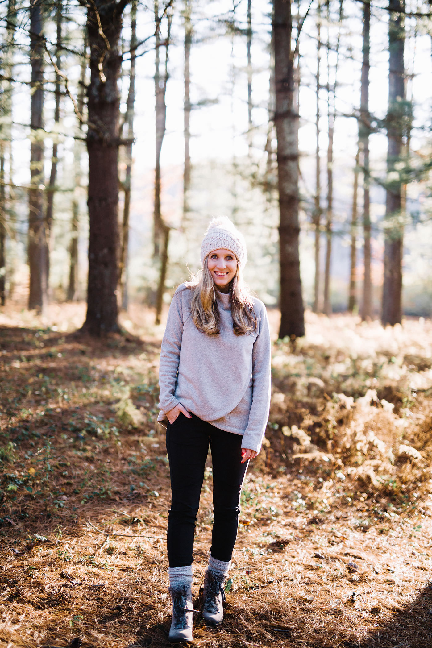 Motherhood blogger, Lynzy & Co. talks about her current postpartum diet & exercise troutine