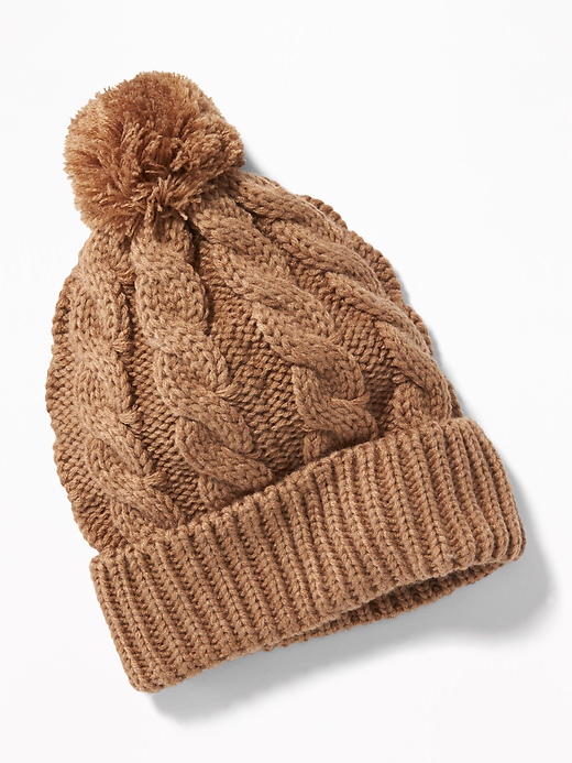The best pom pom beanies for winter this year! Keep warm in these stylish hats for the season!