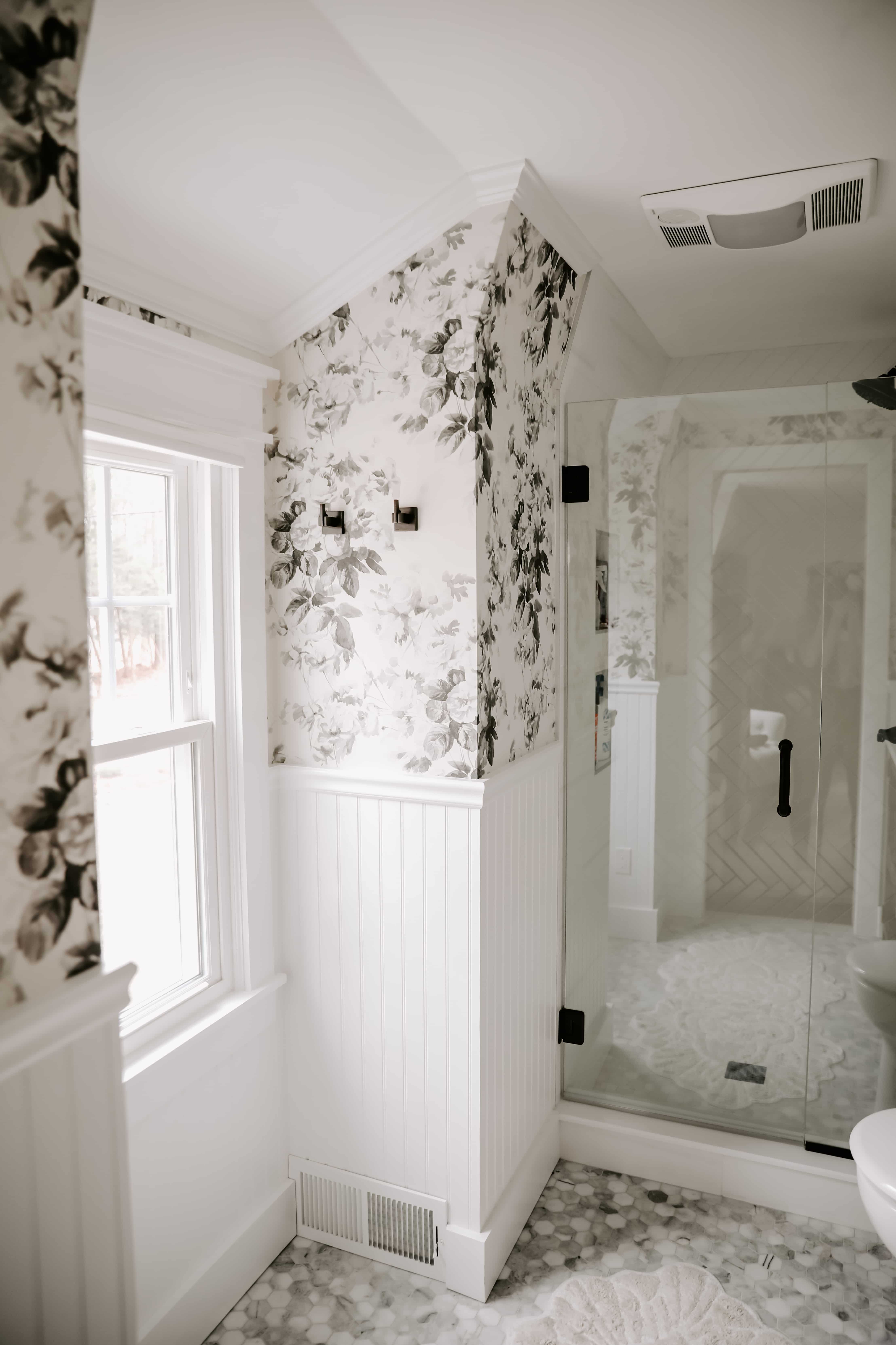 Master Bathroom Remodel // master bathroom design ideas // farmhouse bathroom